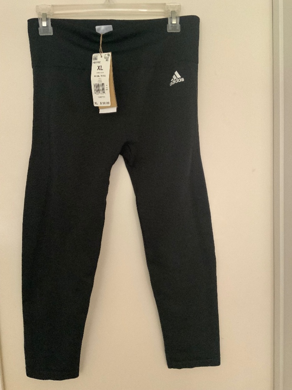 Adidas Women’s AEROKNIT Yoga Seamless 7/8 Tights - Black - Size: XL